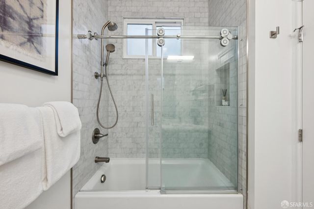 1070 Post Street 4, San Francisco, CA 94109