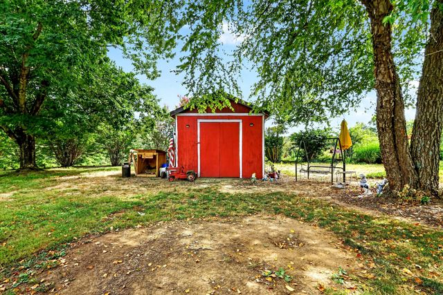 2903 Felts Ln, Springfield, TN 37172