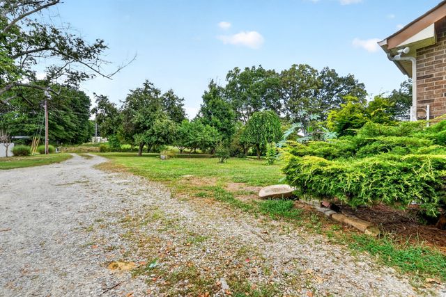 2903 Felts Ln, Springfield, TN 37172