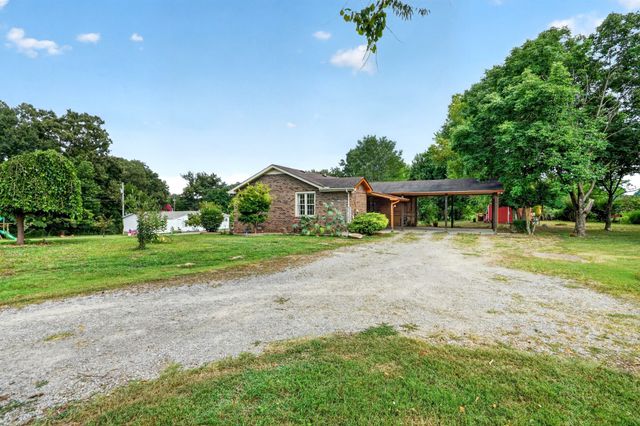 2903 Felts Ln, Springfield, TN 37172