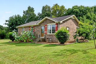 2903 Felts Ln, Springfield, TN 37172