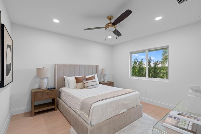 1090 SW Mulberry Way, Boca Raton, FL 33486