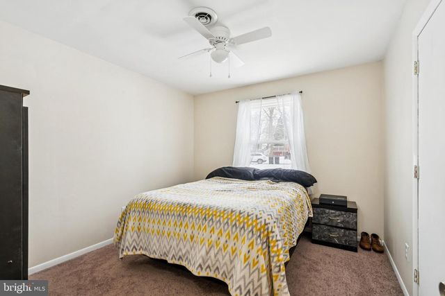 304 SPRUCE AVE, Lindenwold, NJ 08021