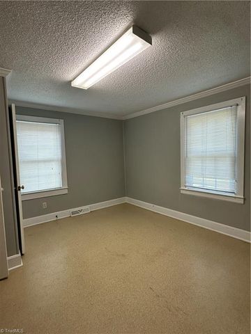 731 Leonard Road, Lexington, NC 27295