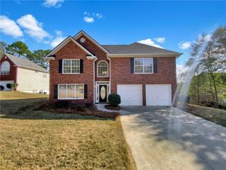 12334 Manson Glass Court, Fayetteville, GA 30215