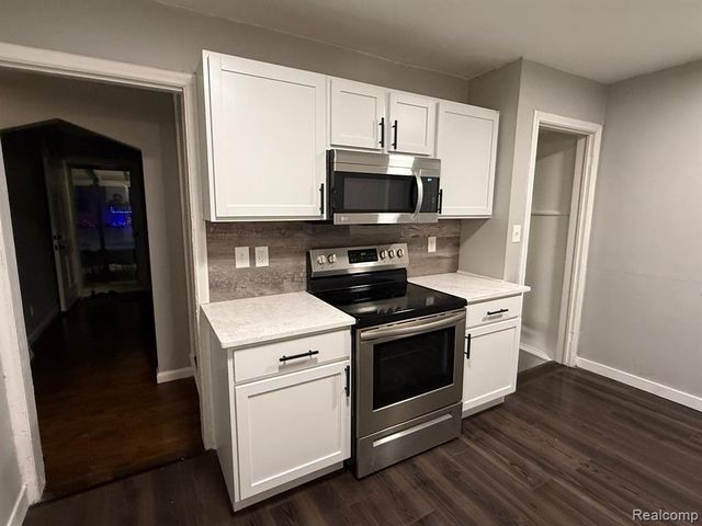 3800 Westpoint Street, Dearborn, MI 48124