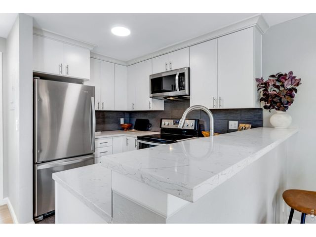 3473 28th St 12, Boulder, CO 80301