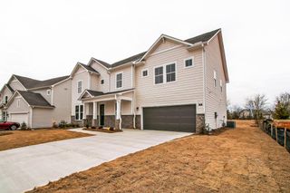 370 Red Wood Lane, Hoschton, GA 30548