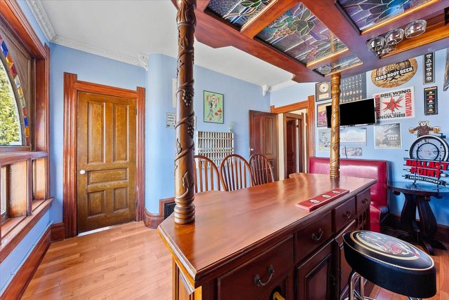 2619 W State STREET, Milwaukee, WI 53233