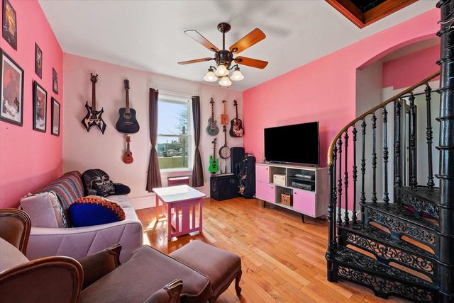 2619 W State STREET, Milwaukee, WI 53233