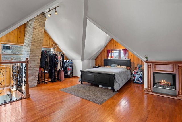 2619 W State STREET, Milwaukee, WI 53233