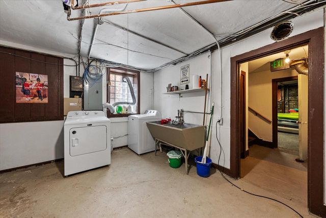 2619 W State STREET, Milwaukee, WI 53233