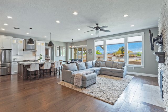 10708 S DIELSDORF RD, Sandy, UT 84092