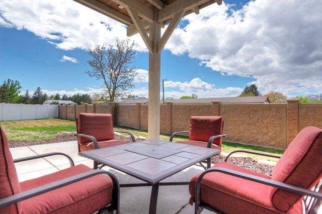 10708 S DIELSDORF RD, Sandy, UT 84092