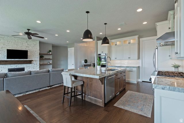 10708 S DIELSDORF RD, Sandy, UT 84092