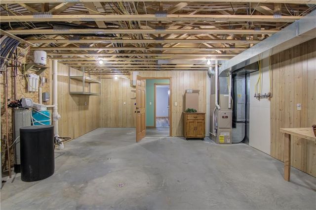 8536 Hanson Drive, Holmen, WI 54636