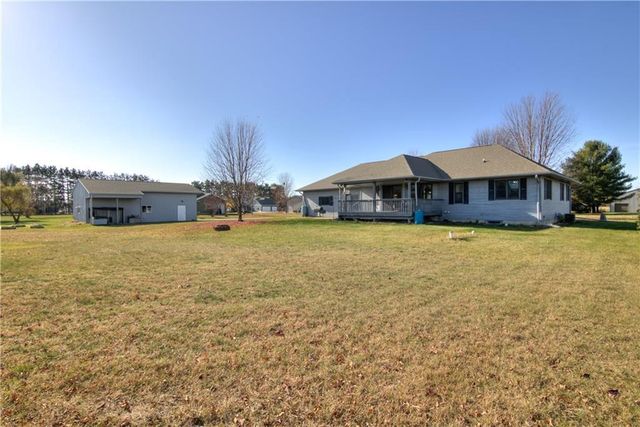 8536 Hanson Drive, Holmen, WI 54636