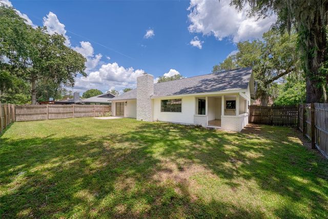 8050 NW 48TH LANE, Ocala, FL 34482