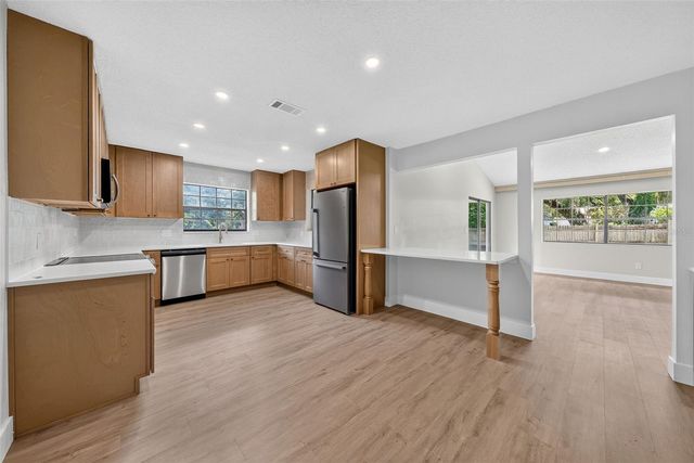 8050 NW 48TH LANE, Ocala, FL 34482