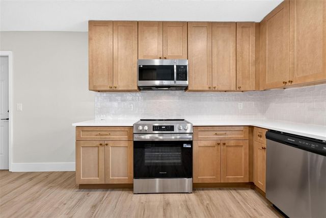 8050 NW 48TH LANE, Ocala, FL 34482