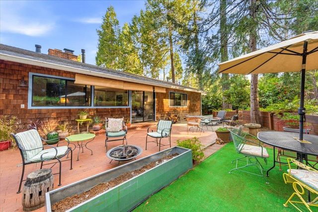 14601 Echo Ridge Dr, Nevada City, CA 95959