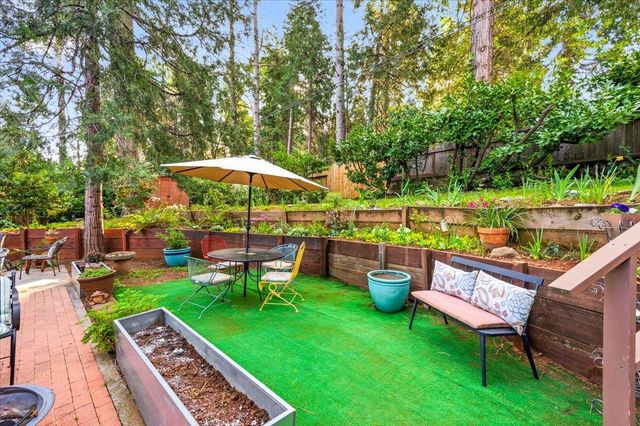 14601 Echo Ridge Dr, Nevada City, CA 95959