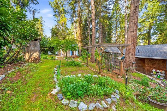 14601 Echo Ridge Dr, Nevada City, CA 95959
