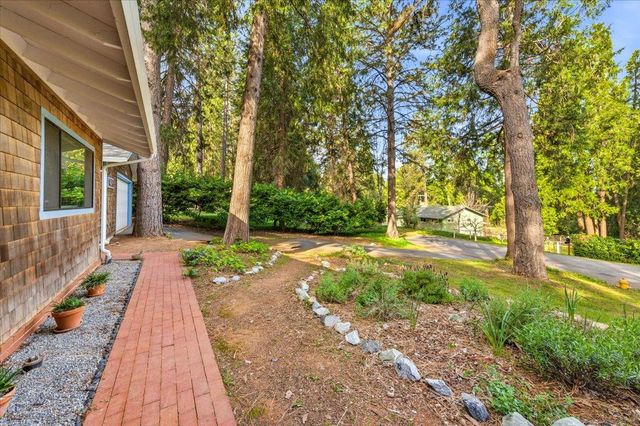 14601 Echo Ridge Dr, Nevada City, CA 95959