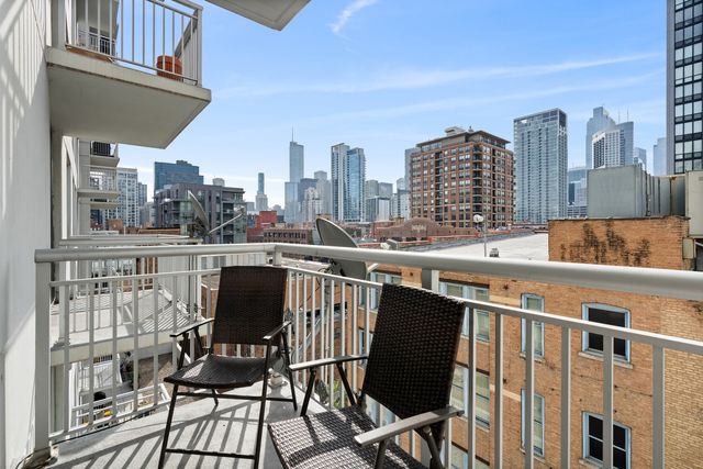 421 W HURON Street 908, Chicago, IL 60654