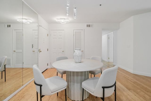 35 W 20th Avenue 105, San Mateo, CA 94403