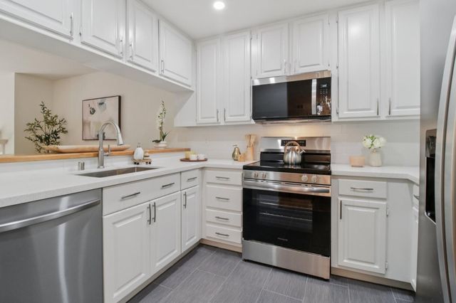 35 W 20th Avenue 105, San Mateo, CA 94403