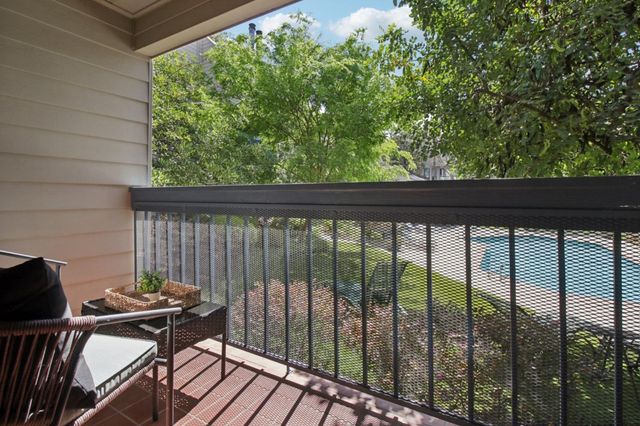 35 W 20th Avenue 105, San Mateo, CA 94403