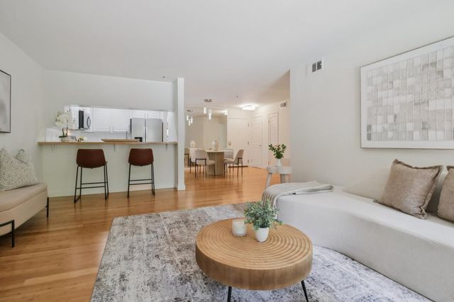 35 W 20th Avenue 105, San Mateo, CA 94403