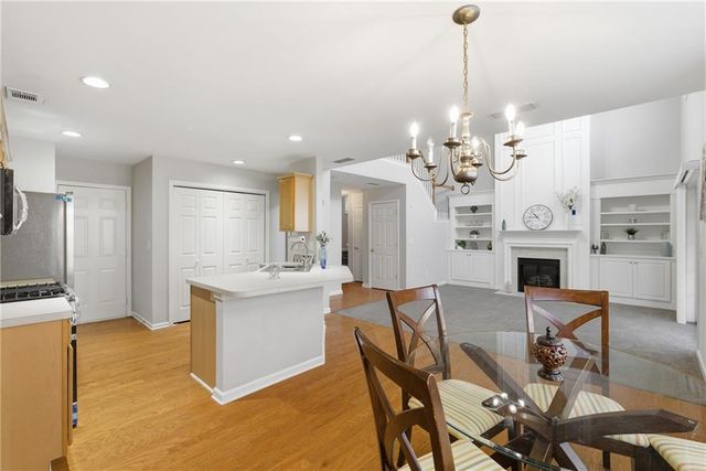702 River Hill Dr, Lawrenceville, GA 30046