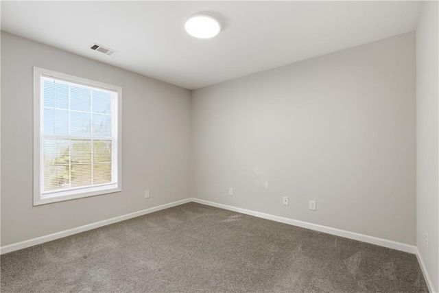 702 River Hill Dr, Lawrenceville, GA 30046