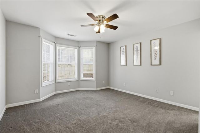 702 River Hill Dr, Lawrenceville, GA 30046