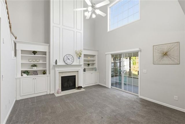 702 River Hill Dr, Lawrenceville, GA 30046