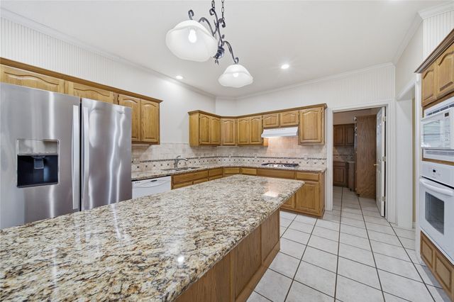 1206 Fairway Street, Claremore, OK 74019
