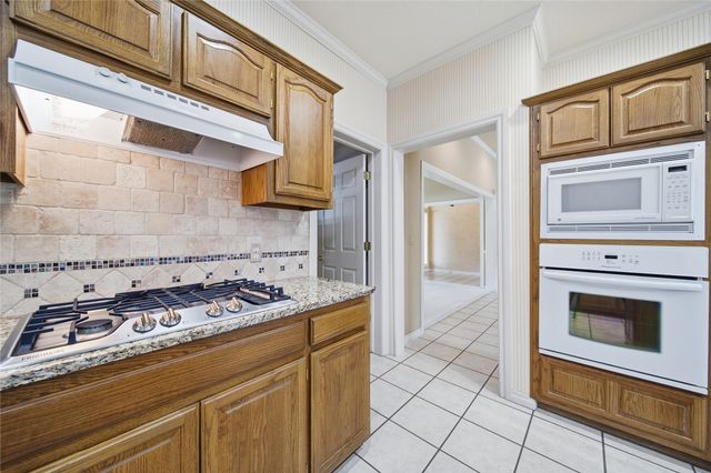 1206 Fairway Street, Claremore, OK 74019