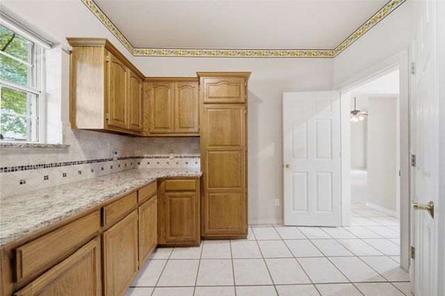 1206 Fairway Street, Claremore, OK 74019