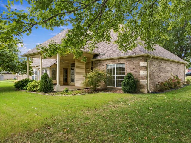1206 Fairway Street, Claremore, OK 74019