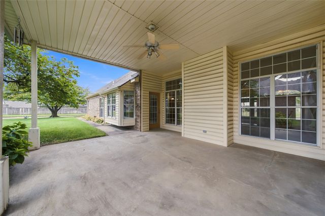 1206 Fairway Street, Claremore, OK 74019