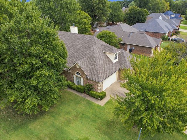 1206 Fairway Street, Claremore, OK 74019