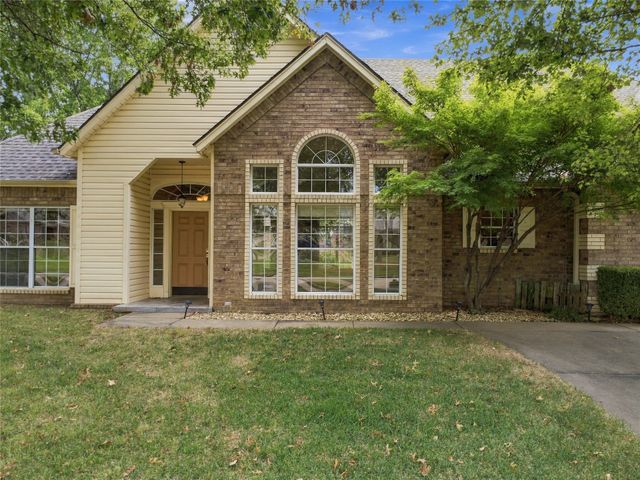 1206 Fairway Street, Claremore, OK 74019