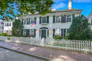 68 North Water Street, Edgartown, MA 02539