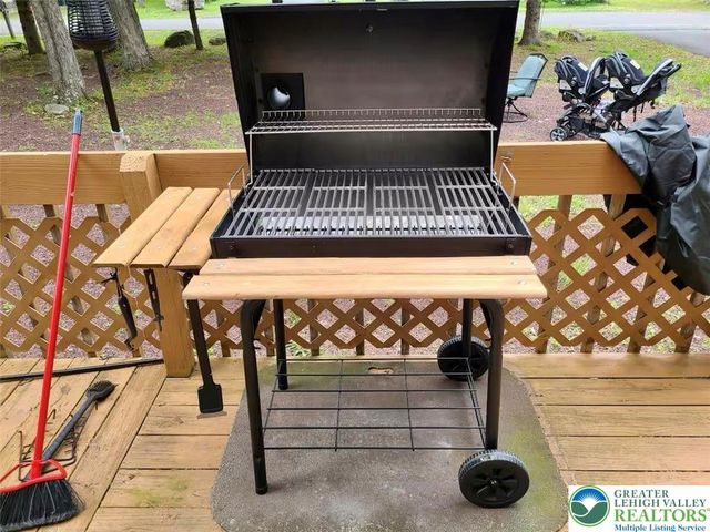 4517 Briarcliff Terrace, Coolbaugh Twp, PA 18466