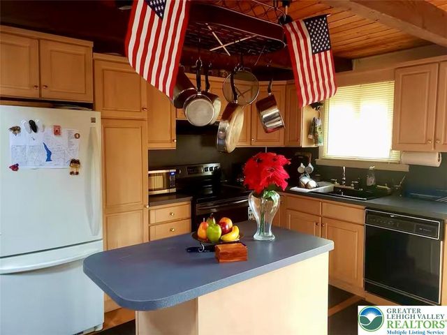 4517 Briarcliff Terrace, Coolbaugh Twp, PA 18466