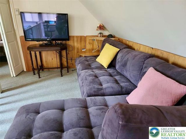 4517 Briarcliff Terrace, Coolbaugh Twp, PA 18466