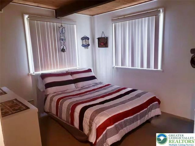 4517 Briarcliff Terrace, Coolbaugh Twp, PA 18466