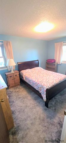 709 PHOENIX DR, Cheyenne, WY 82001